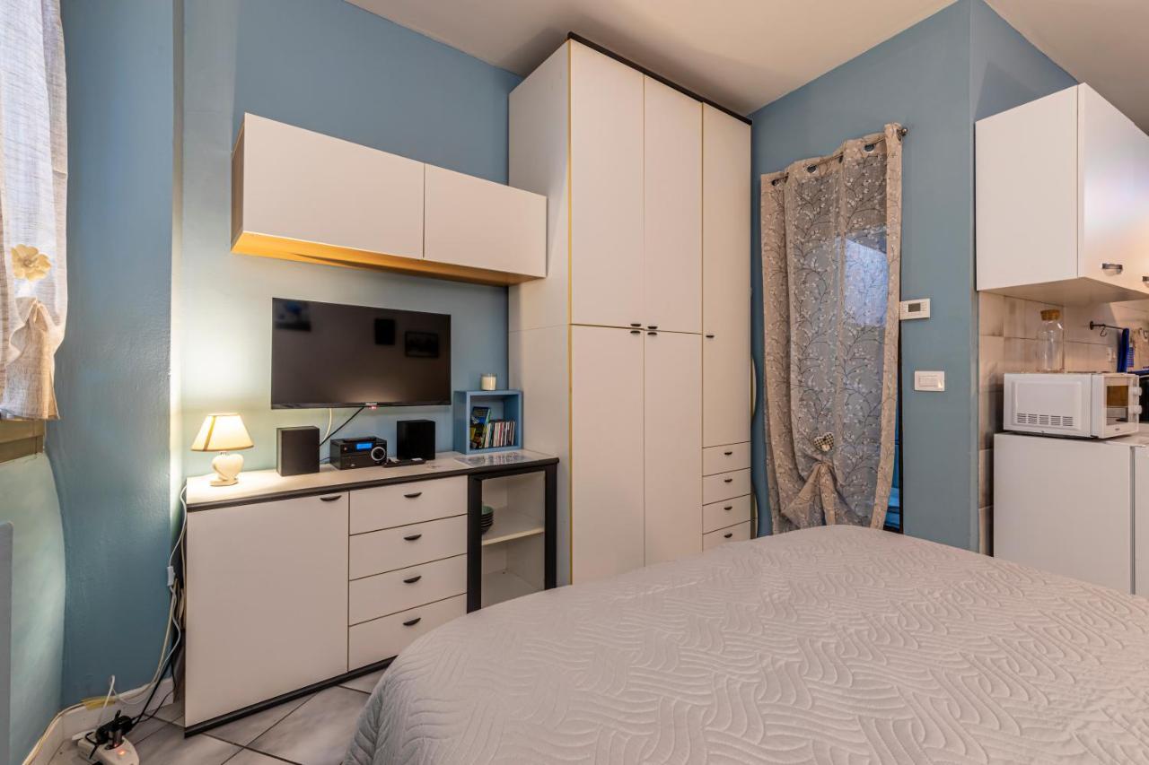 Ferienwohnung Due Minuti Dal Lago Casa Melodia Intra Exterior foto